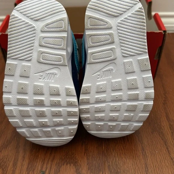 [BRAND NEW] Nike Air Max SC Size 5C - Picture 4 of 6